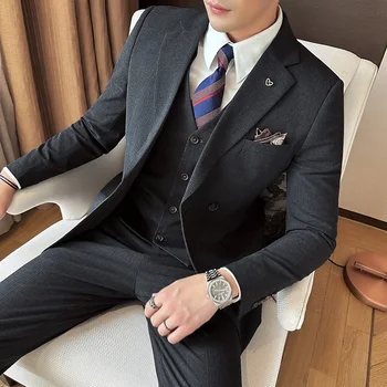 Висококачествено облекло на две копчета (костюм + жилетка + панталони) Сватбен банкетна костюм Корейската версия на модна формата монтиране костюм, комплект от 3/2 предмети, M-5XL