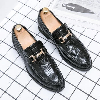 Мъжка черна кожена високо качество на обувките с катарама във формата на подкова, мъжки обувки с нисък покрив, мокасини за шофиране с педала на един крак, ежедневен оксфорд обувки